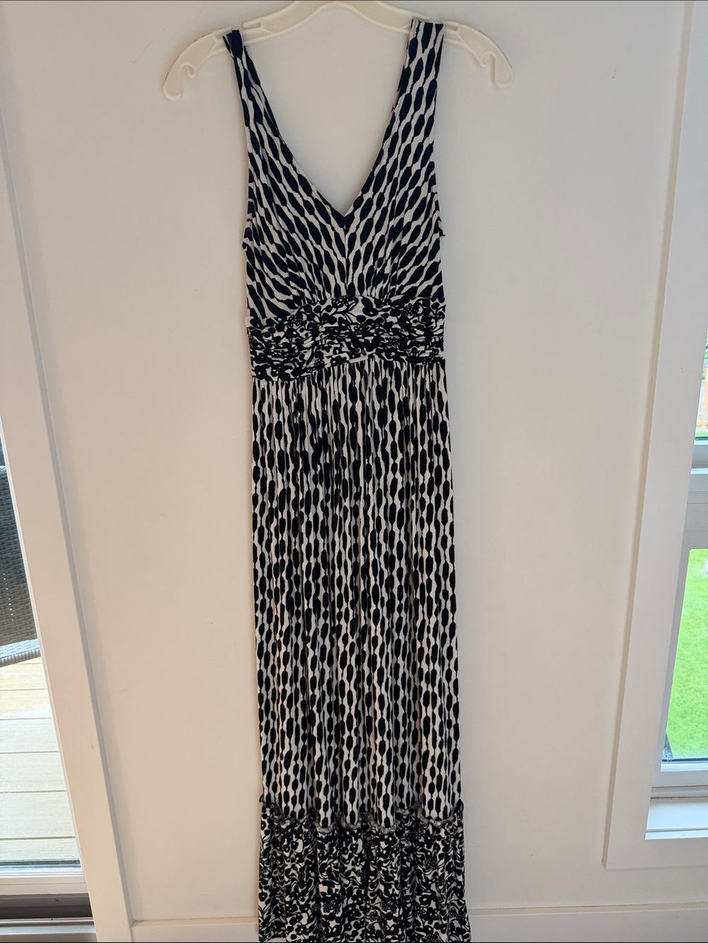 Anthropologie Black and White Printed V-Neck Maxi Dress - Picture 2 of 3
